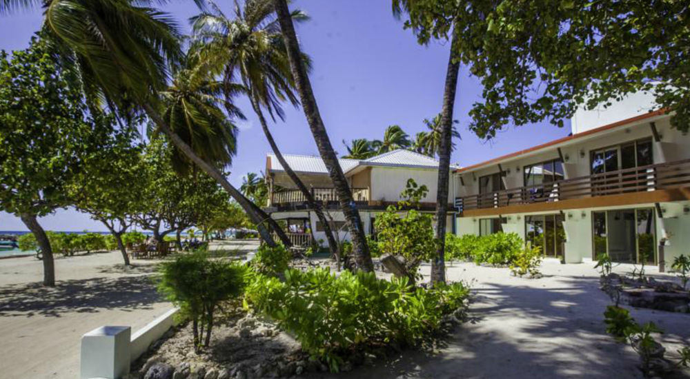 Salt Beach Hotel Maafushi Exterior photo